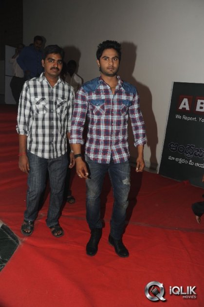 1-Nenokkadine-Movie-Audio-Release